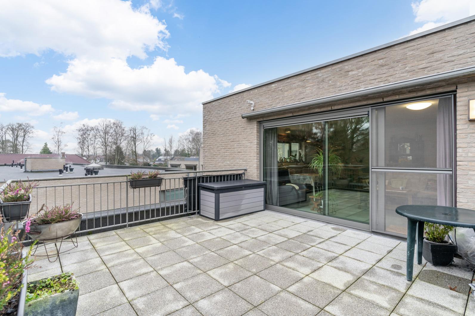 ImmoW HeusdenZolder, Serviceflat